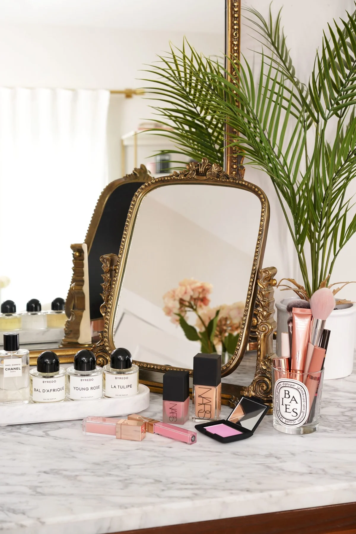 Anthropologie Gleaming Primrose Vanity Mirror