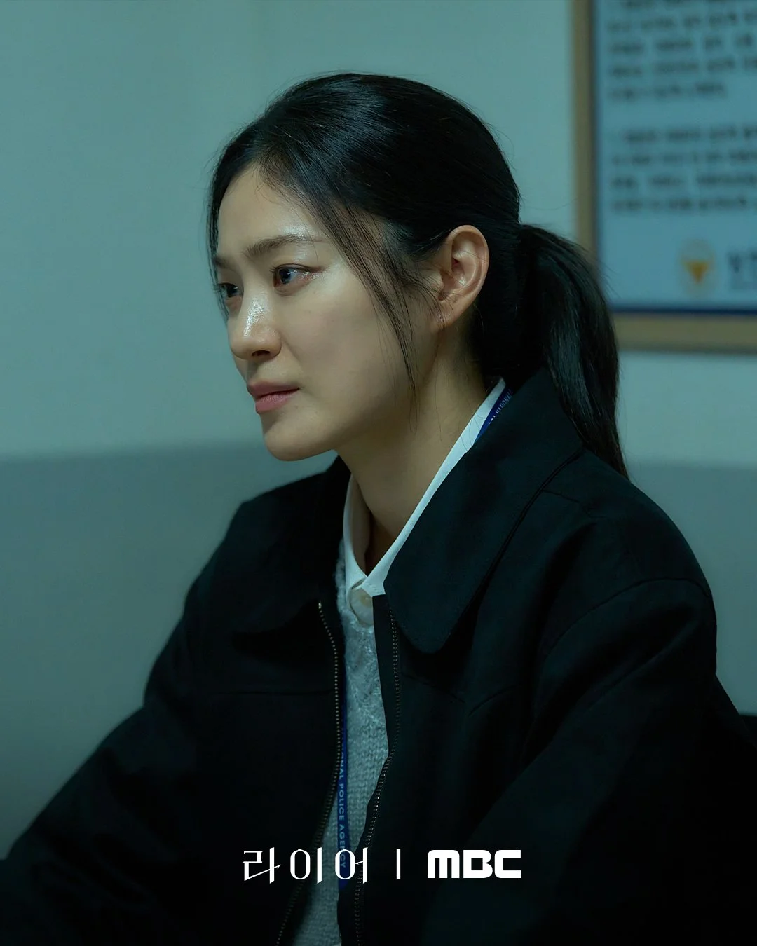 Ok Ja Yeon as Lee Hwa Young